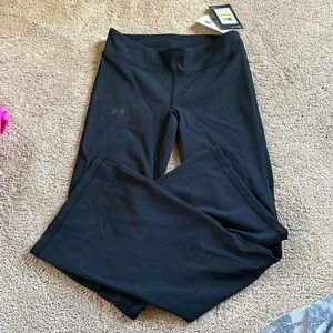 Brand new with tags girls Under Armour flare leggings